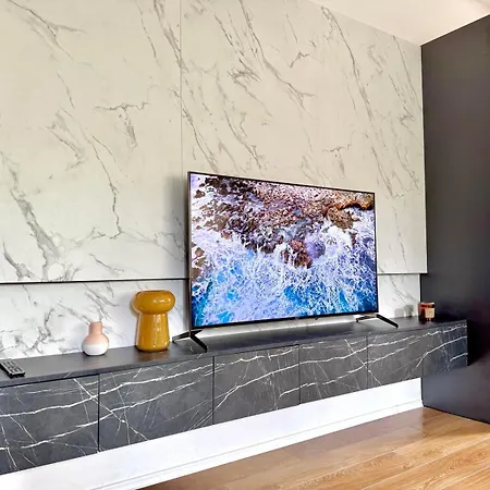 Donna By Sienna * Skopje